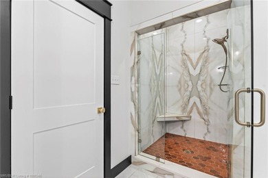 Quality New Construction Home by Robberson Custom Homes! - photo 45