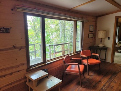 Rainy Lake. Amazingly charming 2 bedroom Keyes Island cabin on - photo 8
