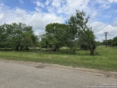 Medina River Lot For Sale in Bandera Texas