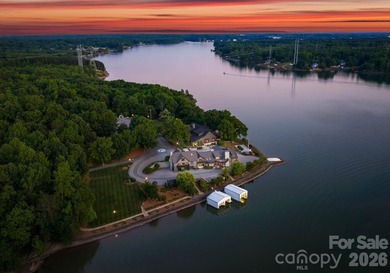 Welcome to a landmark Lake Wylie waterfront estate offering an - photo 12