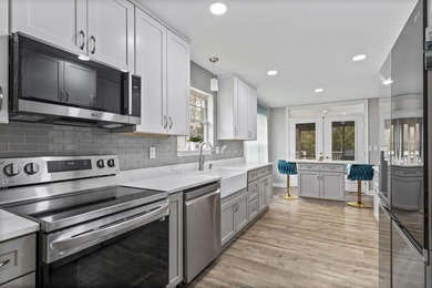 Perfectly positioned in Miramar Beach, this beautifully updated - photo 15