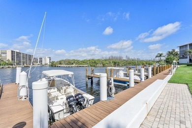 Experience the South Florida lifestyle in this tastefully - photo 16