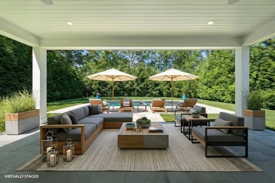 Beautifully constructed and thoughtfully designed, this stunning - photo 8