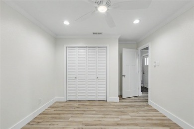 Welcome to waterfront living at its finest in the highly - photo 25