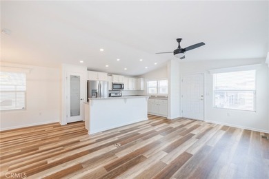 Welcome to 21851 Newland Street # 214 in Huntington Beach, a - photo 4