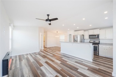Welcome to 21851 Newland Street # 214 in Huntington Beach, a - photo 5