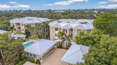 Experience the rare privilege of penthouse living in this - photo 41