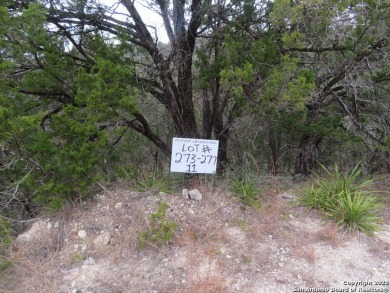 Lake Medina Lot For Sale in Lakehills Texas
