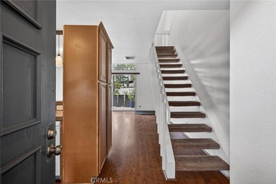 Welcome to this charming 1-bedroom, 1-bathroom two-story condo - photo 5