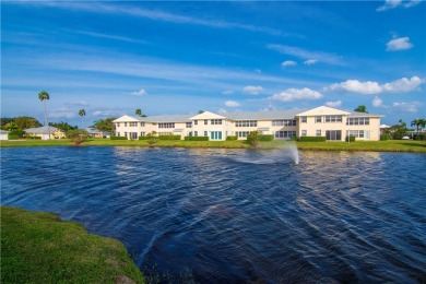 (private lake, pond, creek) Home For Sale in Vero Beach Florida