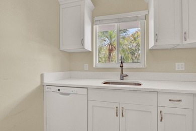 Rare 1st floor 2 bedroom, 2 bathroom condo with in unit laundry - photo 22