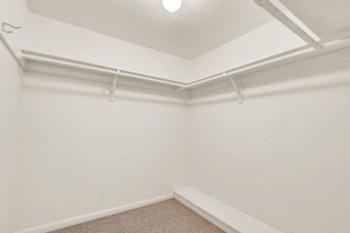 Rare 1st floor 2 bedroom, 2 bathroom condo with in unit laundry - photo 29