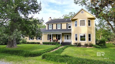 (private lake, pond, creek) Home For Sale in Loxley Alabama