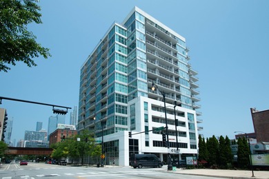 Lake Michigan - Cook County Condo For Sale in Chicago Illinois