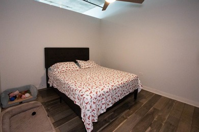 Welcome to The Guild, a South Loop hidden gem!!! This highly