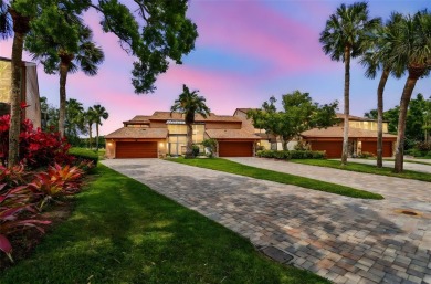 Lake Townhome/Townhouse For Sale in Clearwater, Florida