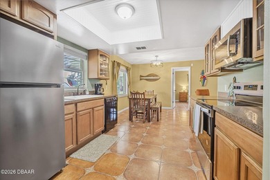 Big Lot. Big Updates. Big Opportunity! This move-in-ready Port - photo 14