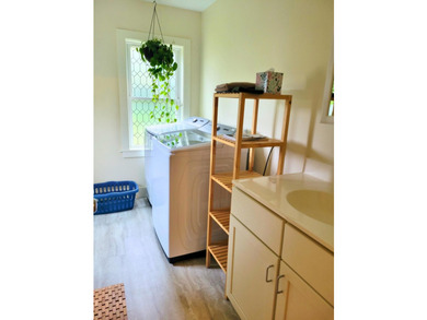 Entry only listing, Text seller directly for all showings - photo 17