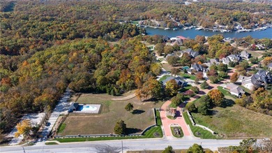 Perfect lot to build your dream home! Located in Woodland Cove - photo 3