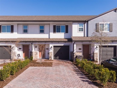 Looking for a stunning 2023-built townhome in Sanford featuring - photo 1