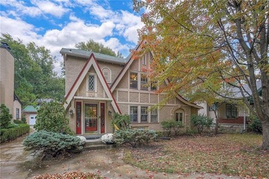 (private lake, pond, creek) Home Sale Pending in Kansas City Missouri