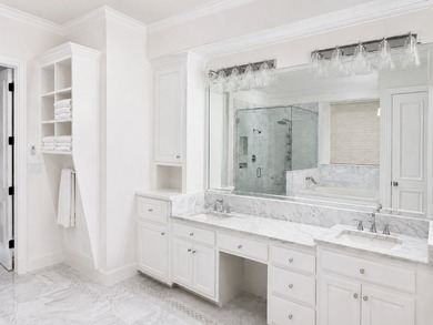 Rare opportunity in coveted Valley View Park Estates, known for - photo 16