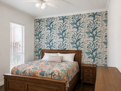 Rare opportunity in coveted Valley View Park Estates, known for - photo 20