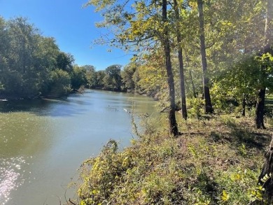 (private lake, pond, creek) Lot For Sale in Savannah Tennessee