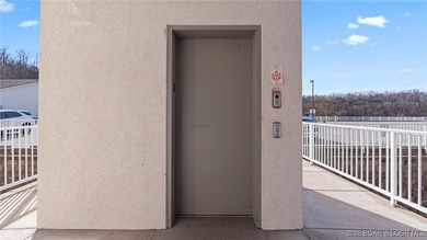 Welcome in to this spacious 3BR, 2BA walk-out level condo in