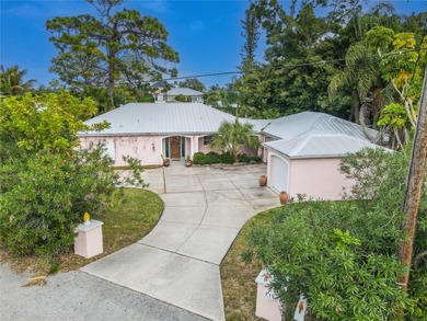 Manatee River Home For Sale in Bradenton Florida