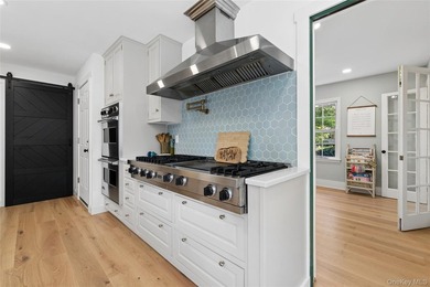 Renovated turn-key beach house in the coveted Rampasture Point - photo 22