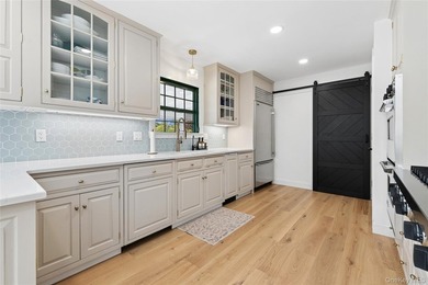 Renovated turn-key beach house in the coveted Rampasture Point - photo 23