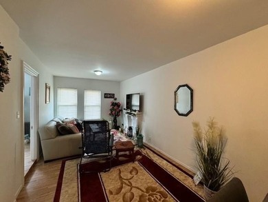 2 Family in Prime Bay Ridge - C8-2 Zoning, Lot is 20 x 75 - photo 4