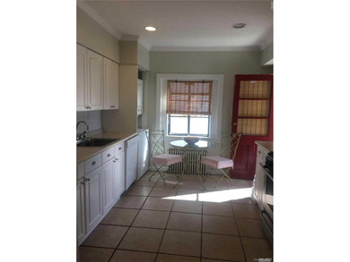 Live the Beachside lifestyle in Long Beach with this beautifully - photo 7