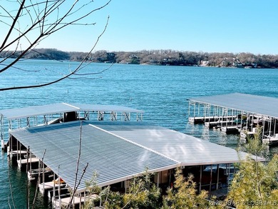 Lake of the Ozarks Condo For Sale in Lake Ozark Missouri