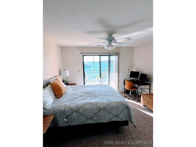 Discover your dream getaway at Lake Ozark! This spacious - photo 9