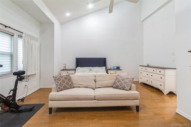 Beautiful townhouse condo offering comfort and convenience. This - photo 12