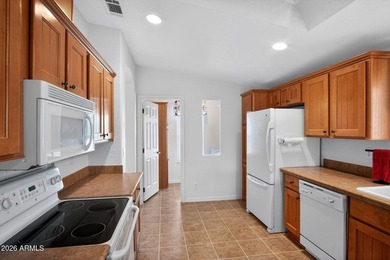 On Leased Land: On Golf course living in sought-after 55+ - photo 17