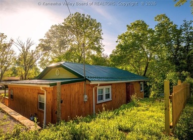 River life meets everyday comfort in this charming home nestled - photo 2