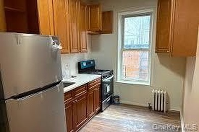 Legal 4 Family + Legal Basement investment Opportunity *% cap - photo 3