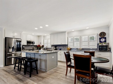Rarely does an opportunity like this come along under $2 million - photo 6