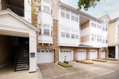 Lake Condo For Sale in Jacksonville, Florida