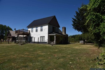 (private lake) Home For Sale in Warren Oregon