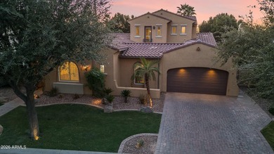 RESORT STYLE LIVING IN GATED WATERMARK AT OCOTILLO! This quality - photo 13