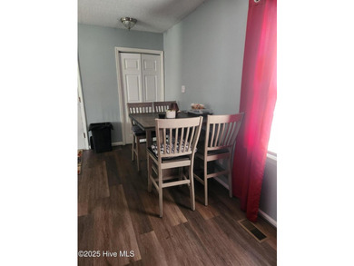 This 3 Bedroom, 2 Full Bath, Combination Kitchen and Dining room - photo 13