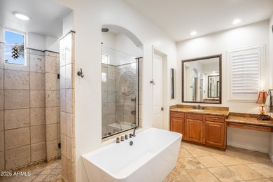 RESORT STYLE LIVING IN GATED WATERMARK AT OCOTILLO! This quality - photo 14