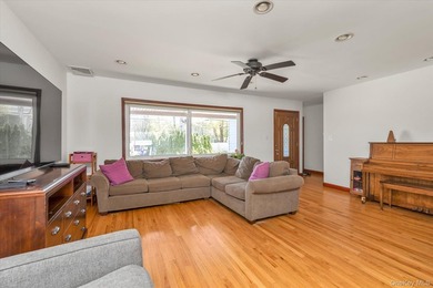 Welcome to This Beautiful Ranch Style Home. As You Enter in To - photo 3
