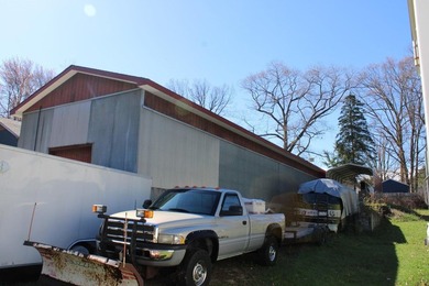 Don't miss out on the opportunity to store all your seasonal - photo 19