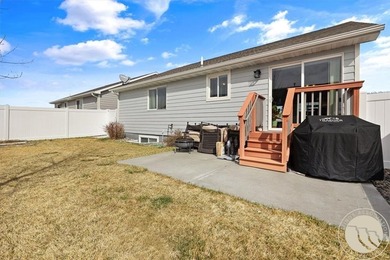 Welcome to 1732 Hesperia, a bright and inviting 3-bedroom, 2 - photo 22