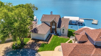 Lakefront living on a FLAT lot w/ HUGE view in the heart of - photo 9